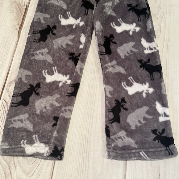 8/$25 Wonder Nation Soft Fleece Reindeer Pajama Pants Size Small 6-7 - Picture 4 of 6